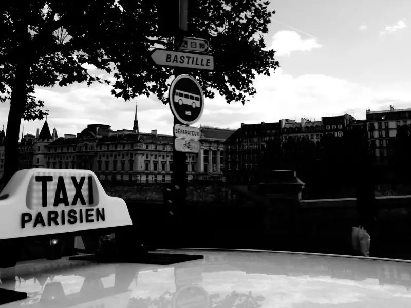 assurance professionnelle pour taxi parisien